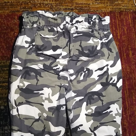 Camo pants - Picture 3 of 10